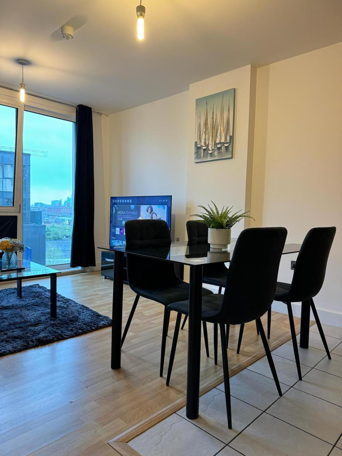 Spacious 2 Bedrooms Apartment In Stratford Londra Dış mekan fotoğraf